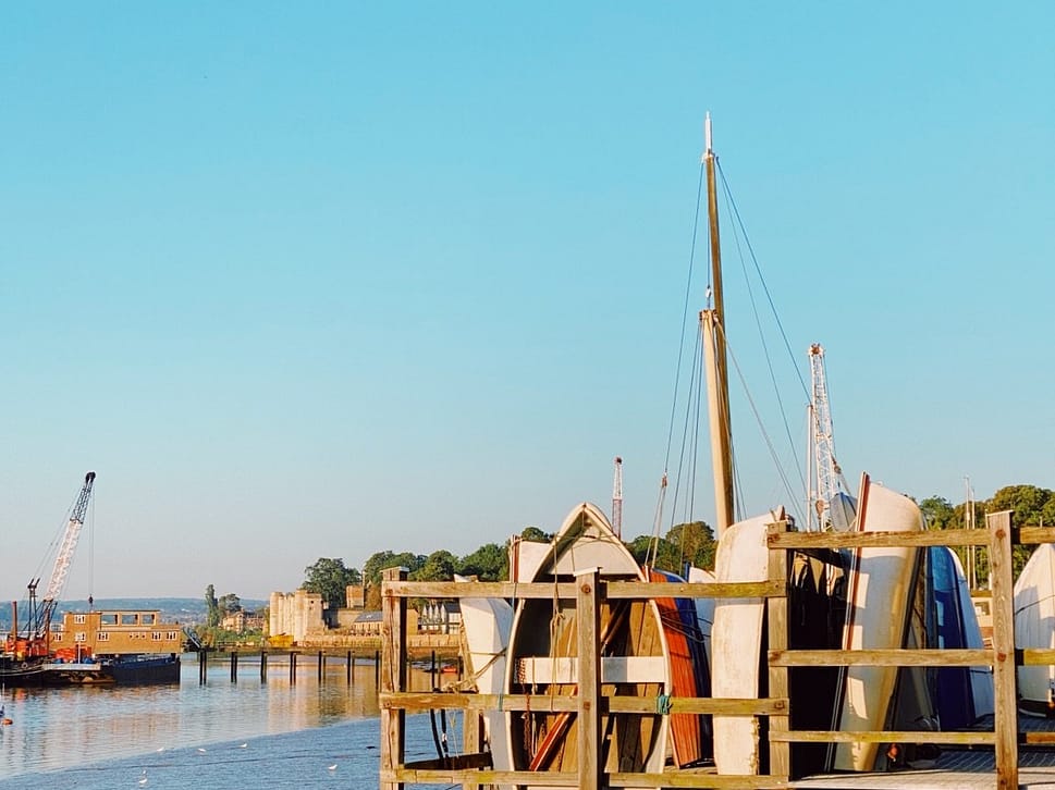 hotels near Upnor
