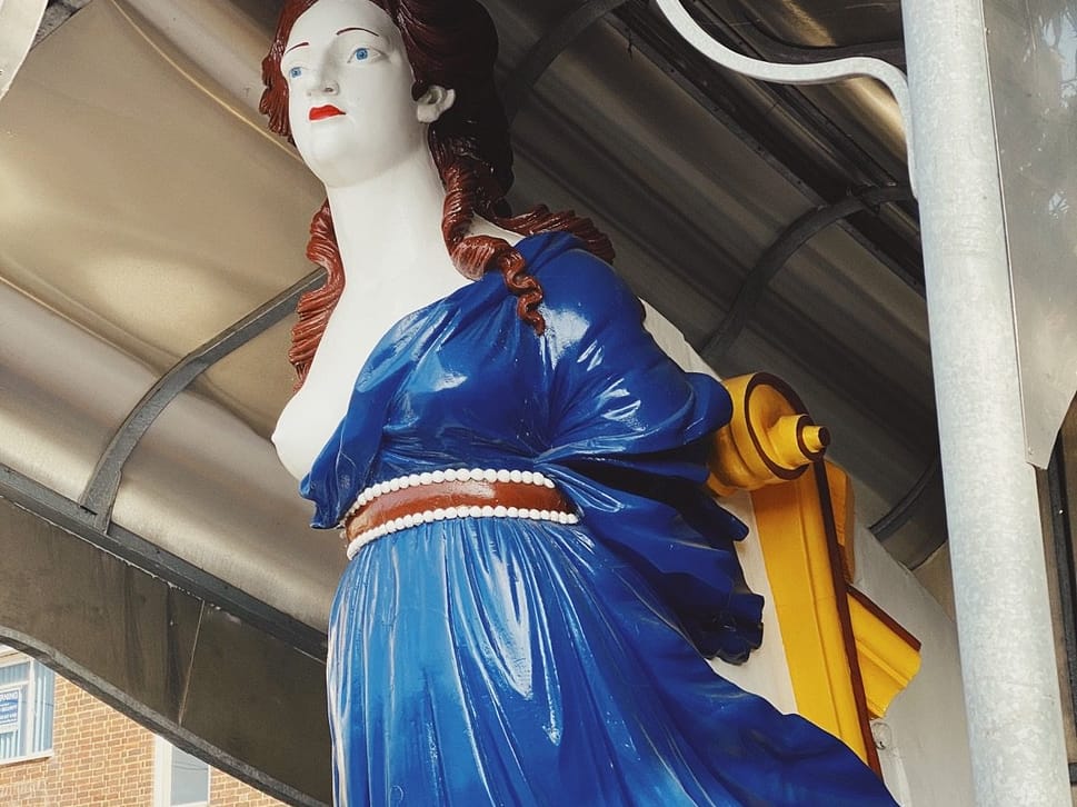 upnor statue